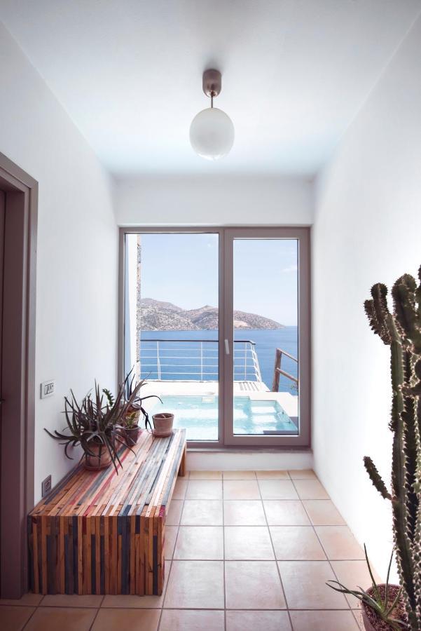 Villa Aiolos: Above The Sea, Within Agios Nikolaos Экстерьер фото