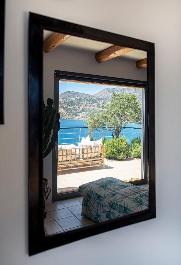 Villa Aiolos: Above The Sea, Within Agios Nikolaos Экстерьер фото