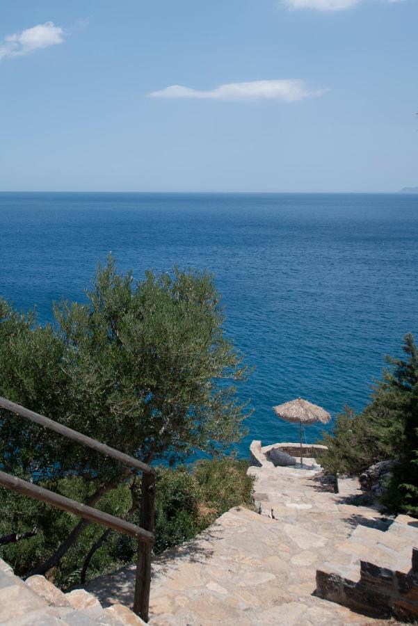 Villa Aiolos: Above The Sea, Within Agios Nikolaos Экстерьер фото